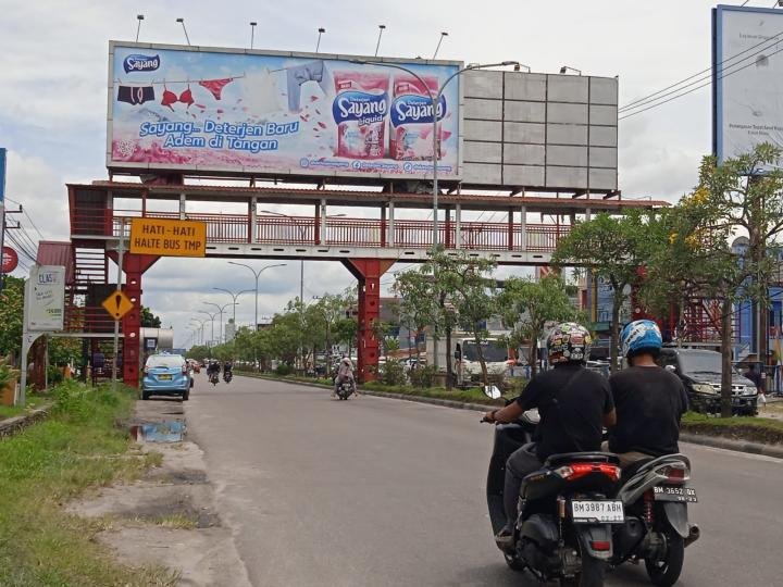 JPO HR Subrantas Pajang Iklan Pakaian Dalam Wanita, Kabapenda: Kita Cabut